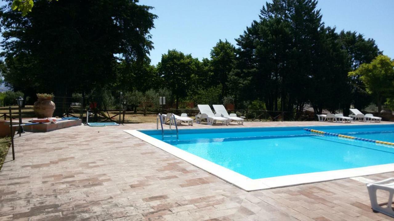 Agritur Villa Osvaldo Castiglione Del Lago Perugia Colazione Piscina Acqua Salata ภายนอก รูปภาพ
